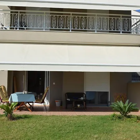 2 Bed-Sleeps4-Garden-Parking-Pets-Aircon Apartment Nikiti (Sithonia)